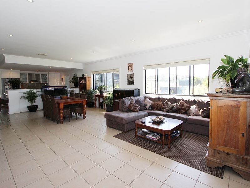 8 Lazzarini Drive, Harrington NSW 2427