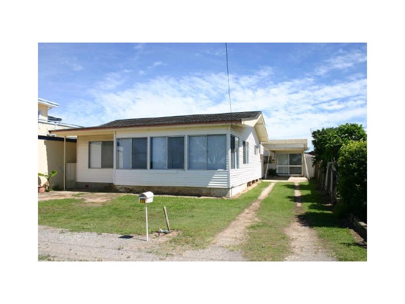 133 Beach Street, Harrington NSW 2427