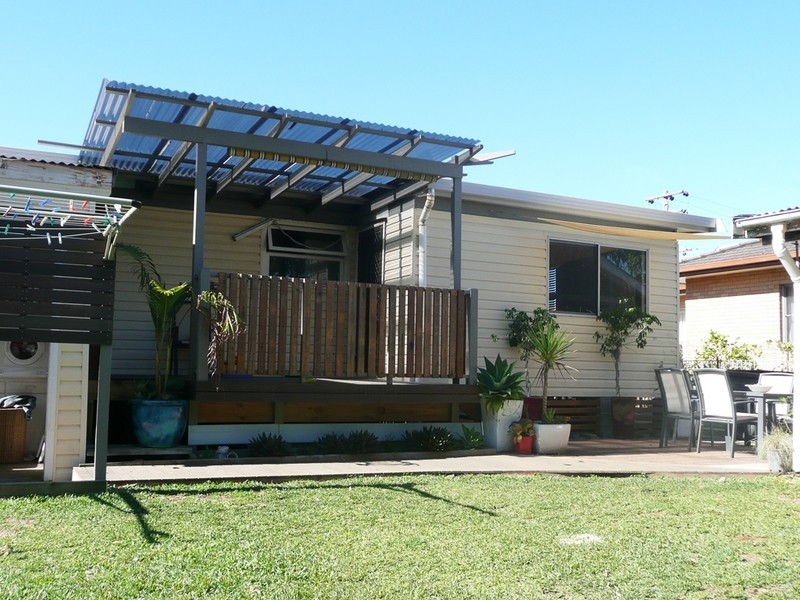 42 Glacken Street, Harrington NSW 2427