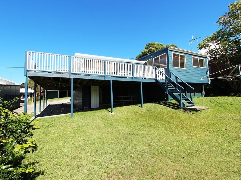 7 Church Street, Harrington NSW 2427