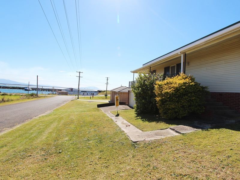 4 Deborah Street, Crowdy Head NSW 2427