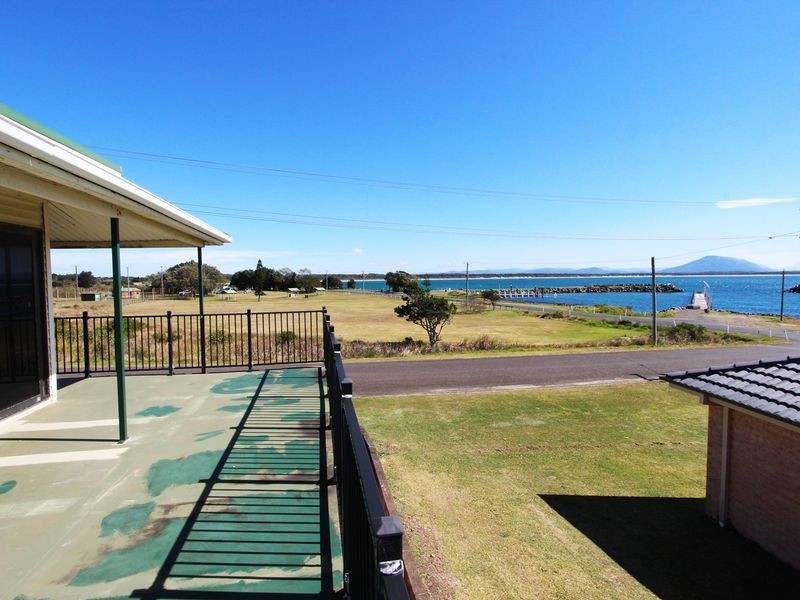 4 Deborah Street, Crowdy Head NSW 2427