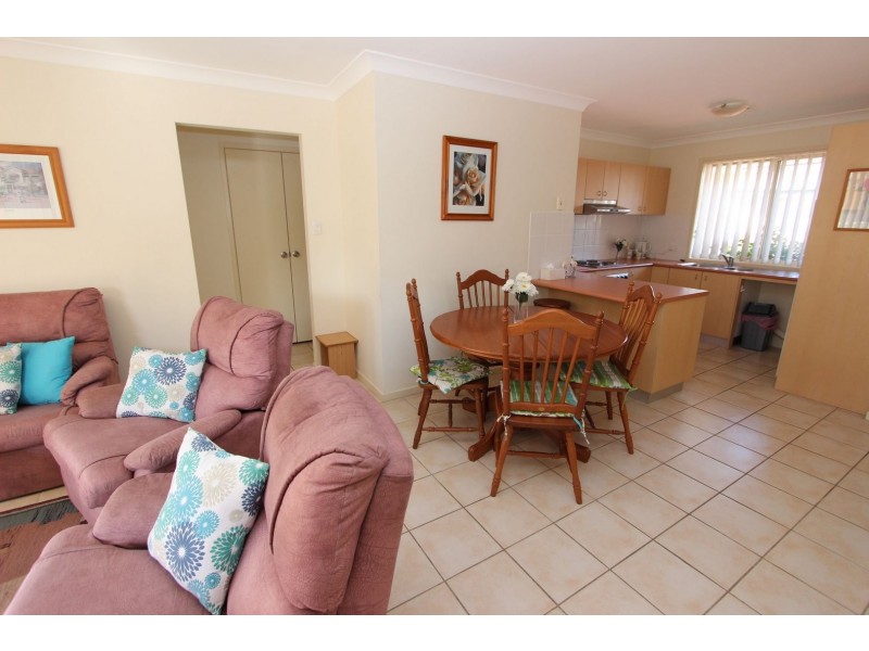 2/69-71 Crowdy Street, Harrington NSW 2427