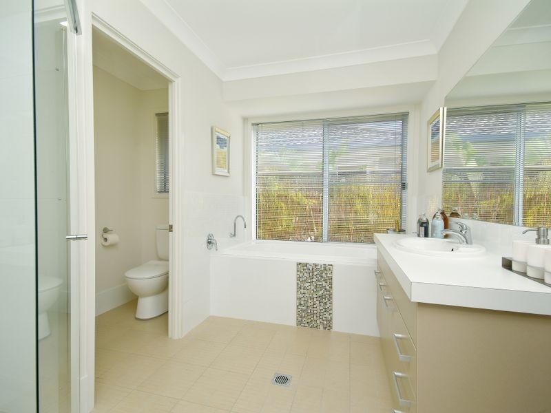 6 Rocklily Street, Harrington NSW 2427