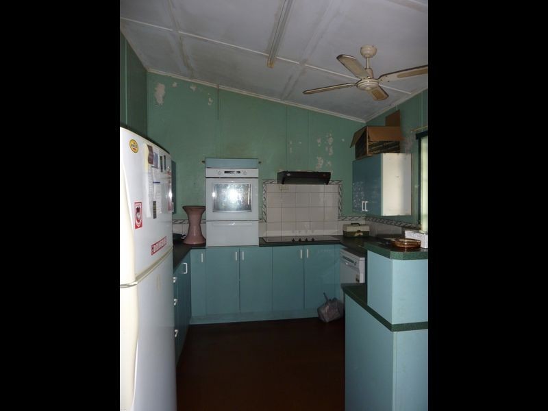 27 Church Street, Harrington NSW 2427