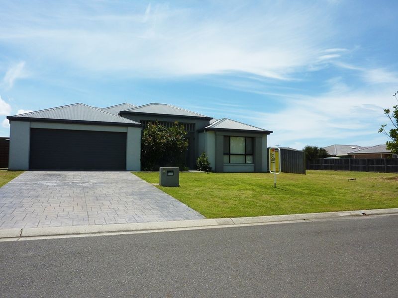 5 Florrie Ellison Street, Harrington NSW 2427