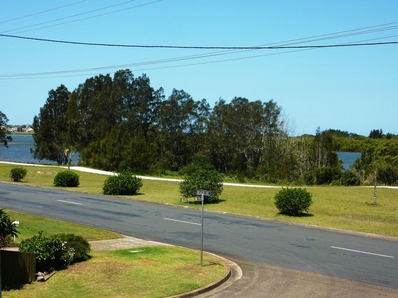 193 Beach Street, Harrington NSW 2427