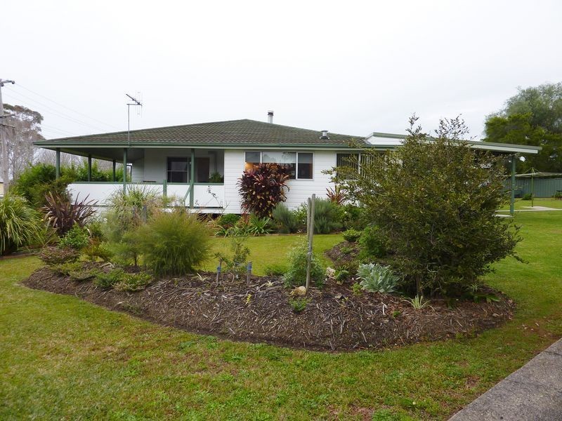 13 Macquarie Street, Coopernook NSW 2426
