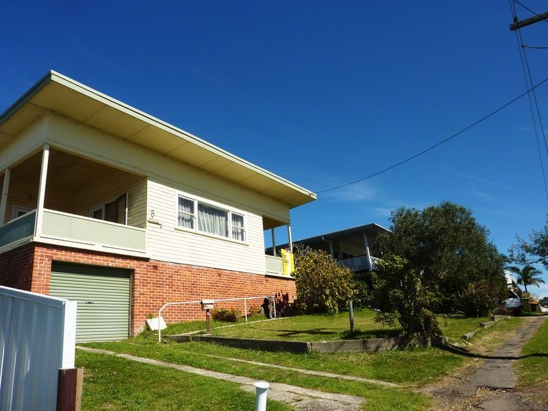 8 Granter Street, Harrington NSW 2427