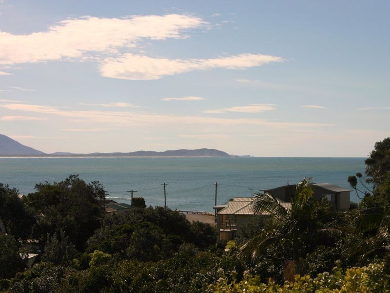 4 Geoffrey Street, Crowdy Head NSW 2427