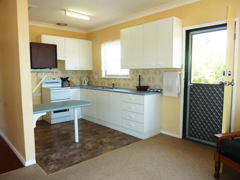 8 Crown Street, Harrington NSW 2427