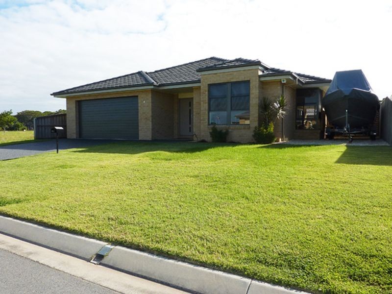 4 Demi Parade, Harrington NSW 2427
