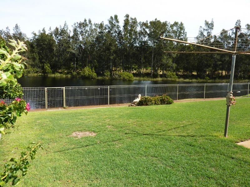 17 Shearwater Crescent, Harrington NSW 2427