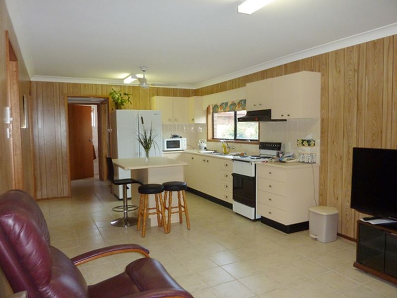 17 Shearwater Crescent, Harrington NSW 2427