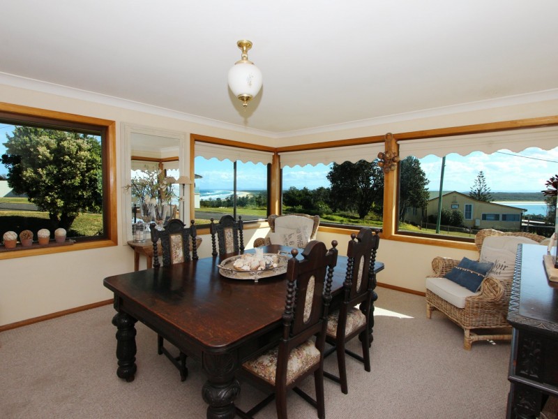 1 Joyce Street, Crowdy Head NSW 2427