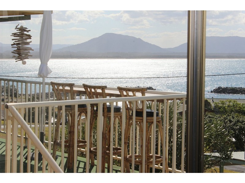 1 Joyce Street, Crowdy Head NSW 2427