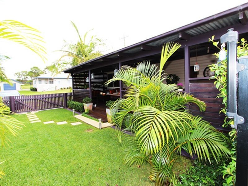 11 Scott Street, Harrington NSW 2427