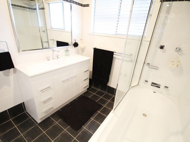 11 Scott Street, Harrington NSW 2427