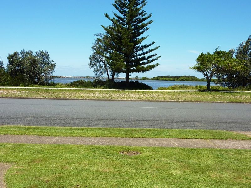 115 Beach Street, Harrington NSW 2427