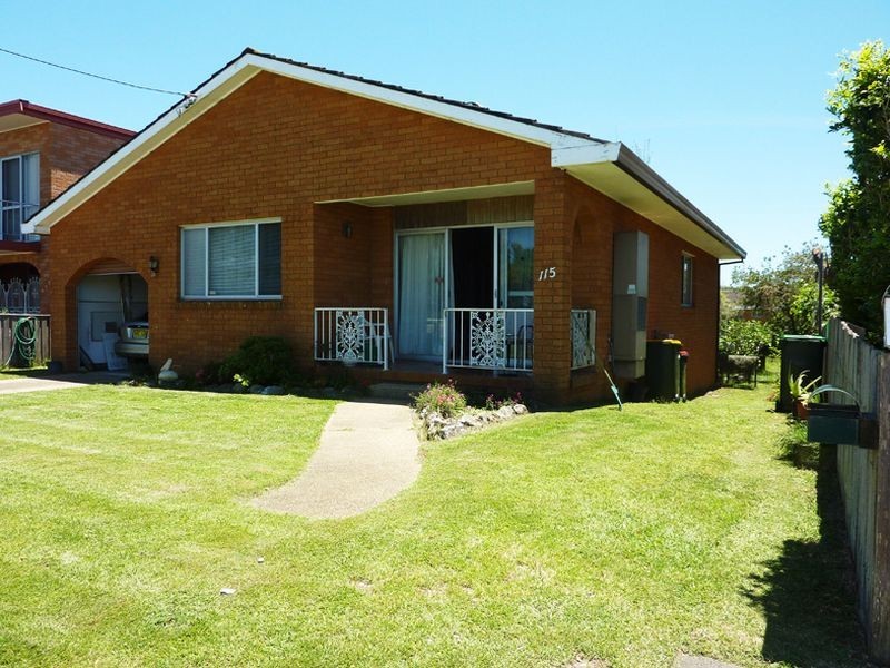 115 Beach Street, Harrington NSW 2427