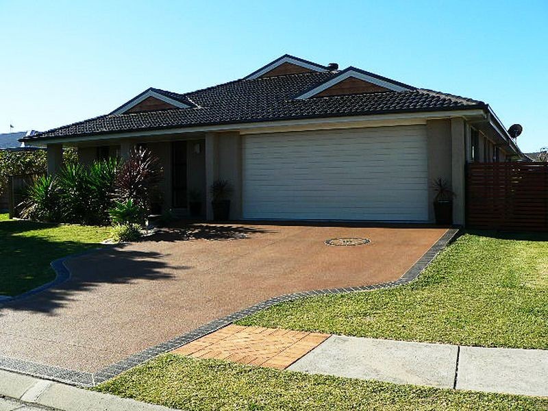 25 John Gollan Avenue, Harrington NSW 2427