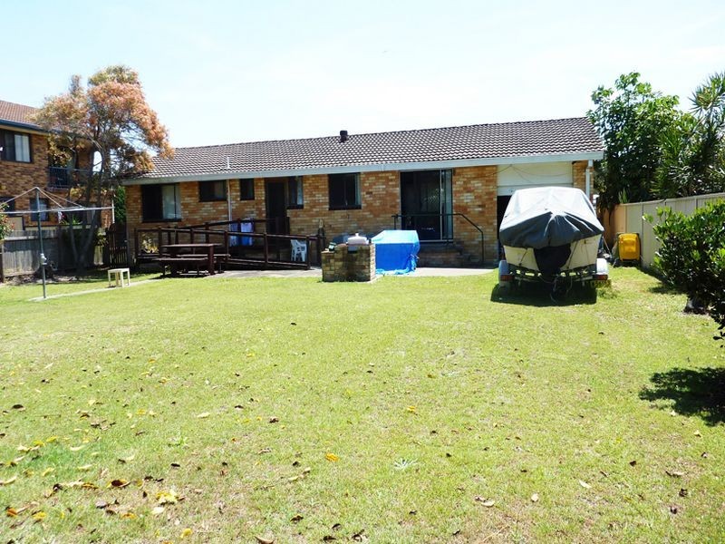 76 Minamurra Drive, Harrington NSW 2427