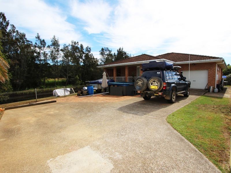 25 Shearwater Crescent, Harrington NSW 2427