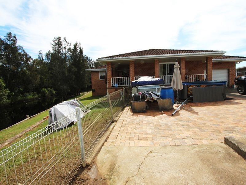 25 Shearwater Crescent, Harrington NSW 2427