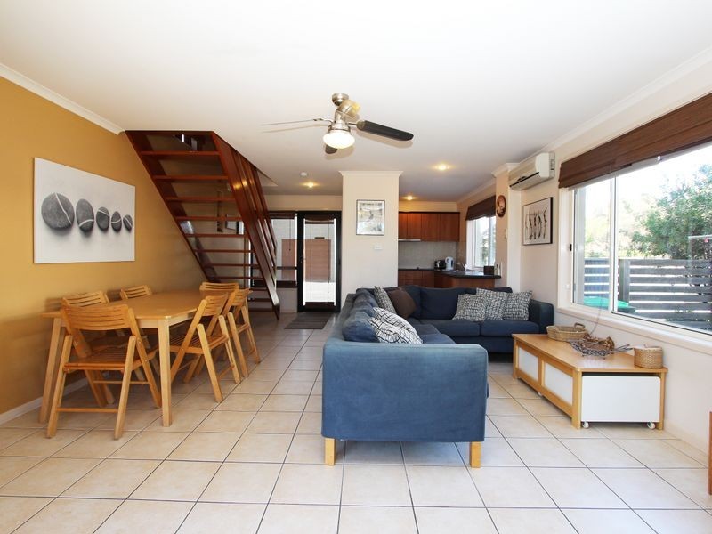 1/39 Beach Street, Harrington NSW 2427