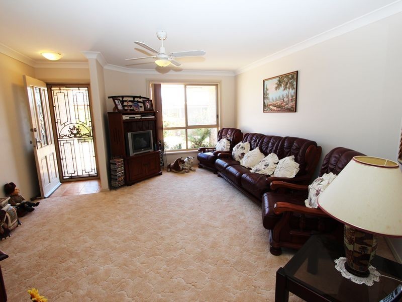 2/33 Electra Parade, Harrington NSW 2427