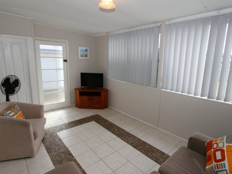127 Beach Street, Harrington NSW 2427