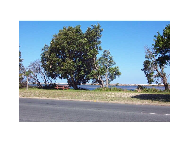 127 Beach Street, Harrington NSW 2427
