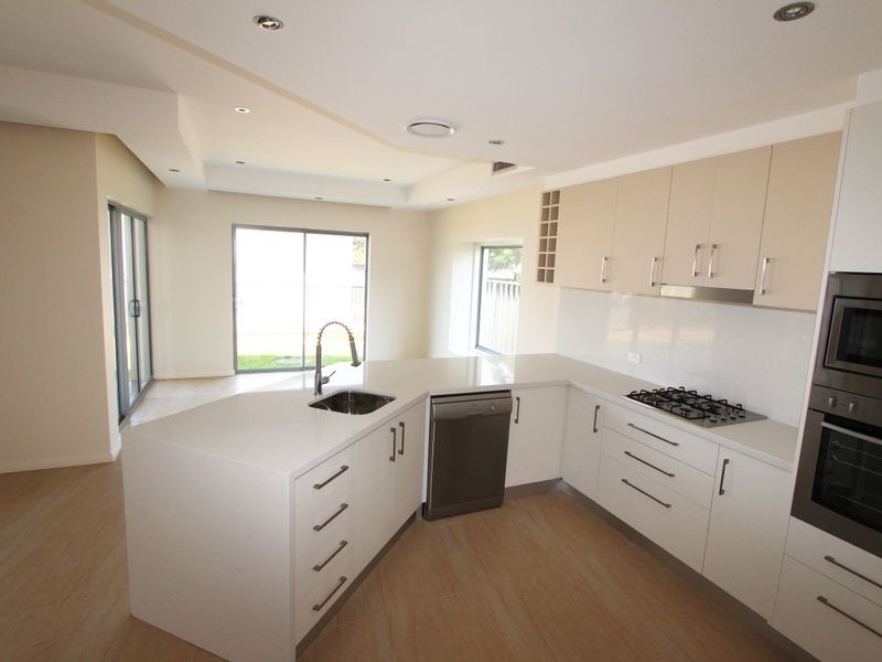 1/4-6 Electra Parade, Harrington NSW 2427