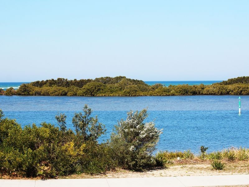 125 Beach Street, Harrington NSW 2427