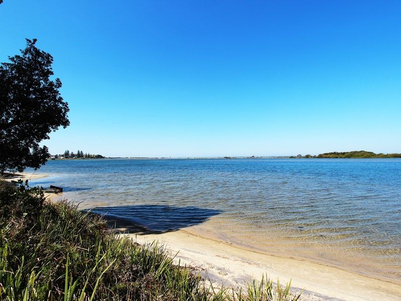 125 Beach Street, Harrington NSW 2427