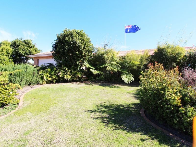 1/2 Baruah Parade, Harrington NSW 2427