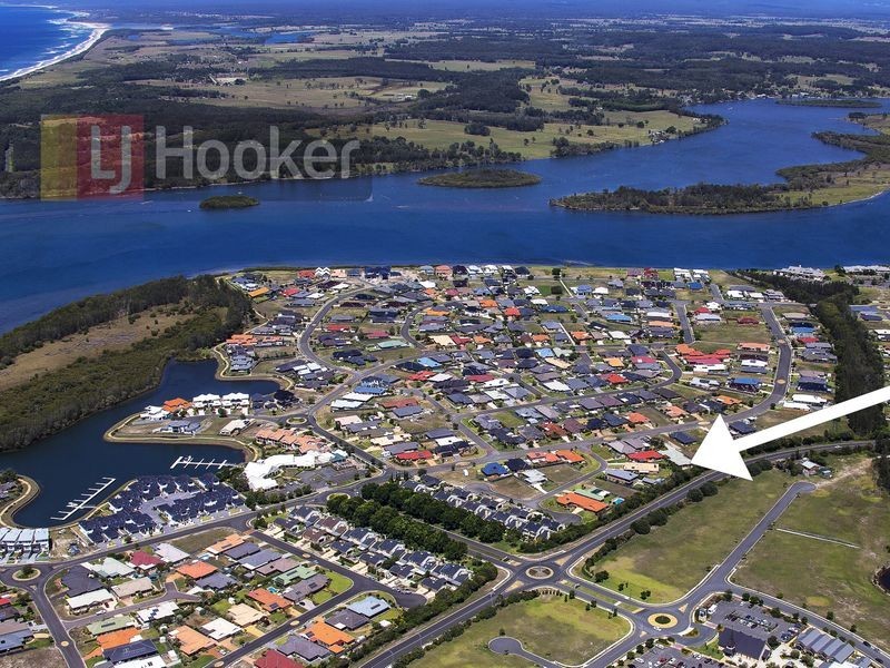 2/25 Electra Parade, Harrington NSW 2427