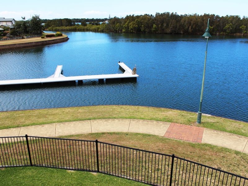 8/4-6 Electra Parade, Harrington NSW 2427