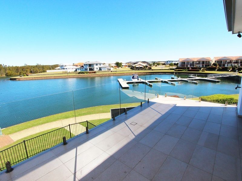 13/4-6 Electra Parade, Harrington NSW 2427