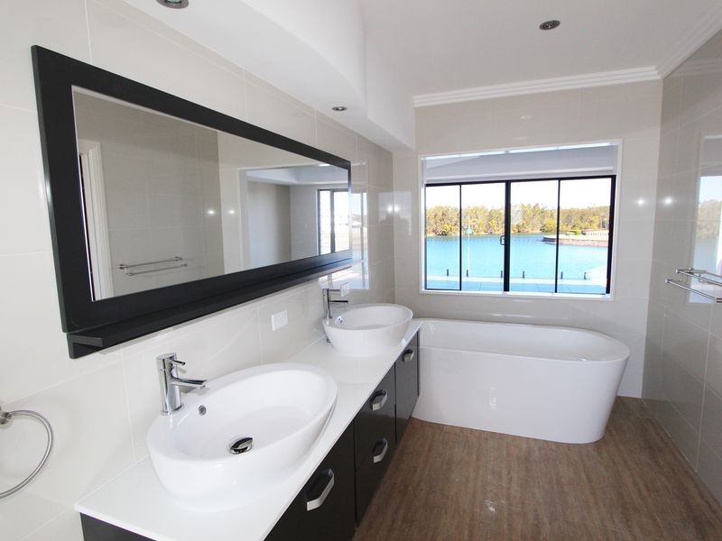 13/4-6 Electra Parade, Harrington NSW 2427