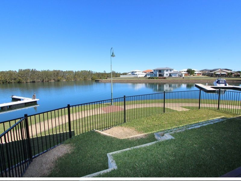 13/4-6 Electra Parade, Harrington NSW 2427