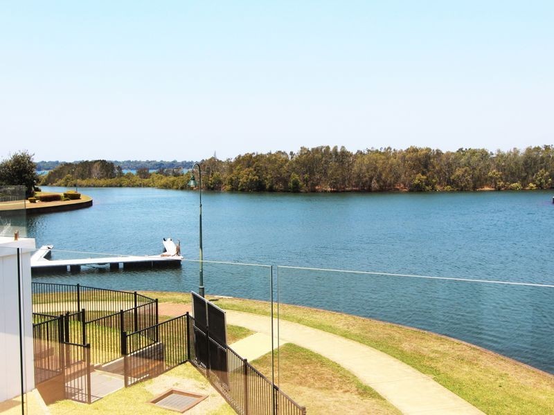 14/4-6 Electra Parade, Harrington NSW 2427