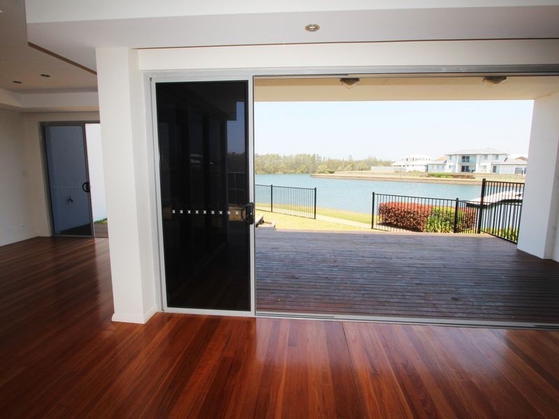 14/4-6 Electra Parade, Harrington NSW 2427