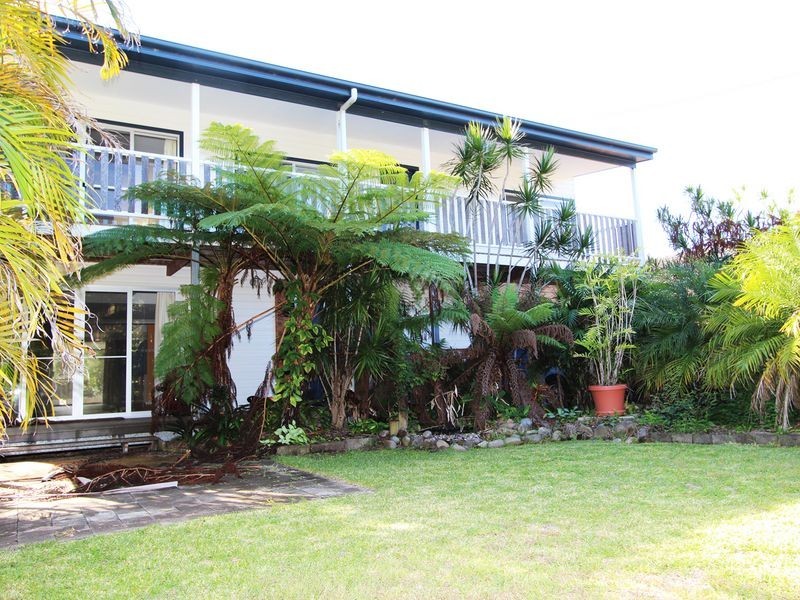 287 Beach Street, Harrington NSW 2427