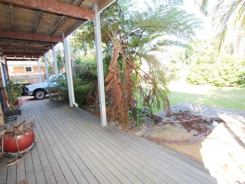 287 Beach Street, Harrington NSW 2427