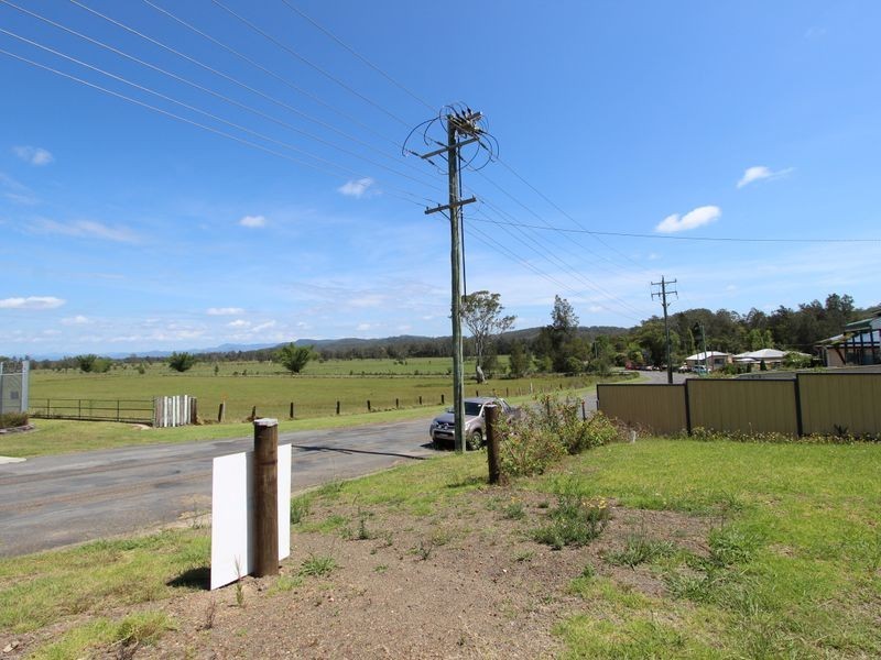 13 West Street, Coopernook NSW 2426