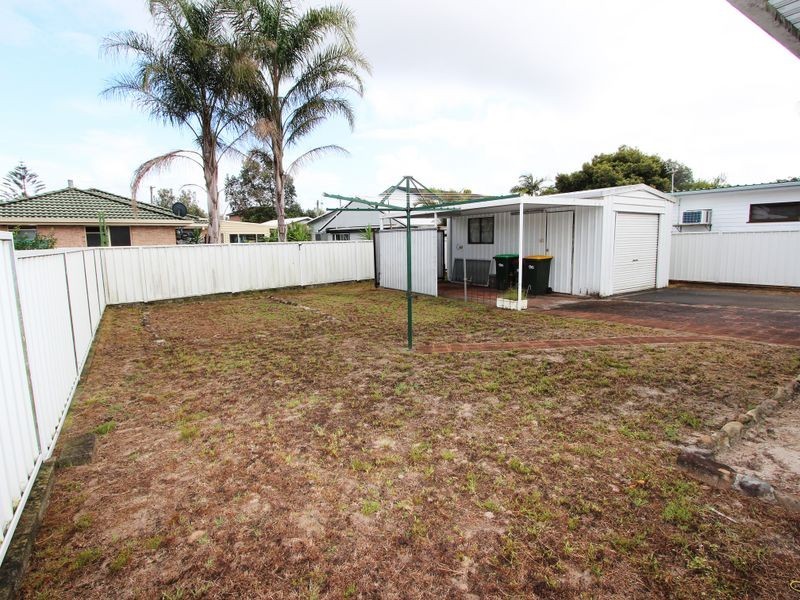 247 Beach Street, Harrington NSW 2427
