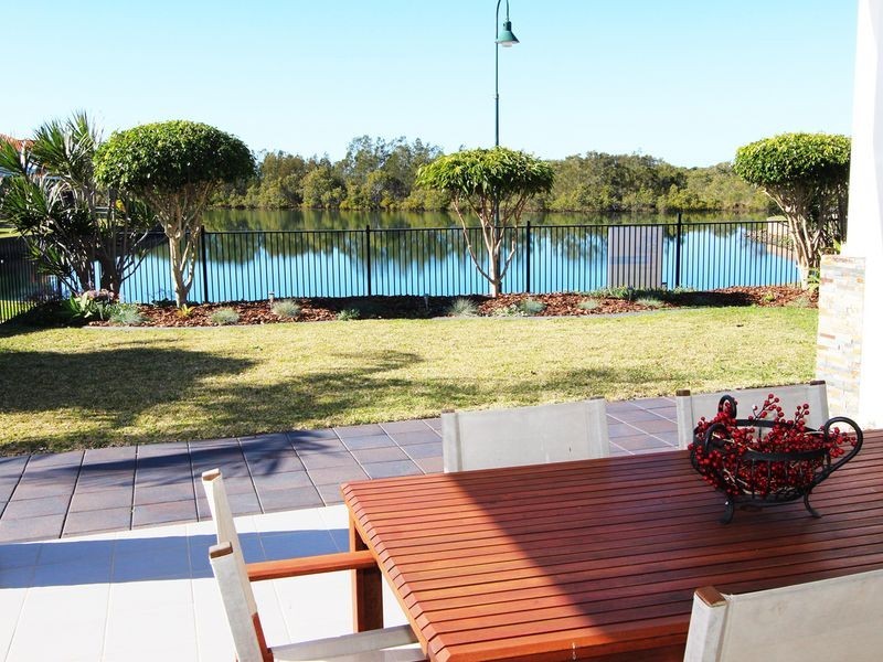 8 John Gollan Avenue, Harrington NSW 2427