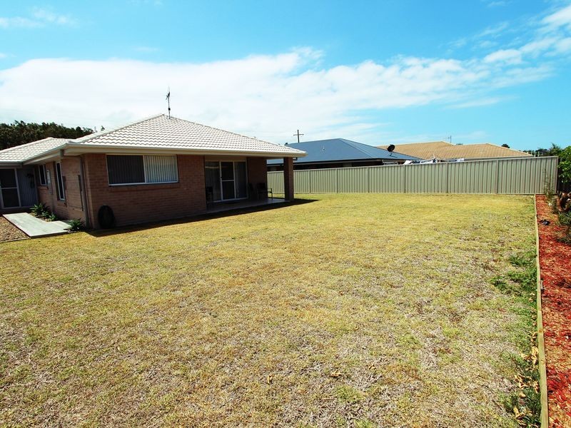11 Tully Place, Harrington NSW 2427