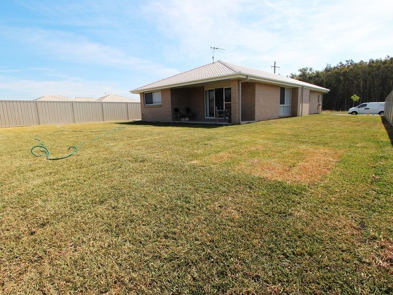 11 Tully Place, Harrington NSW 2427